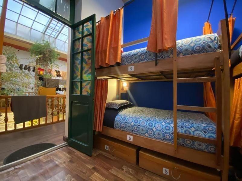 Saint Peter'S Llama Hostal La Paz Buitenkant foto